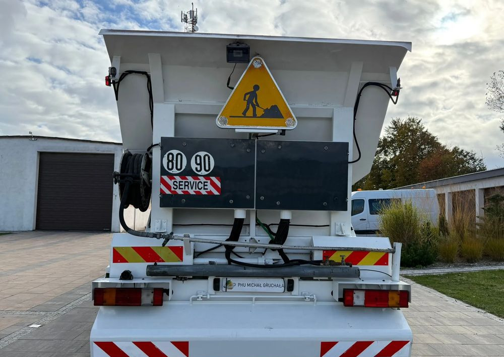 Mercedes-Benz Atego 2533 - Müllwagen: das Bild 5 Mercedes-Benz Atego 2533 - Müllwagen: das Bild 5