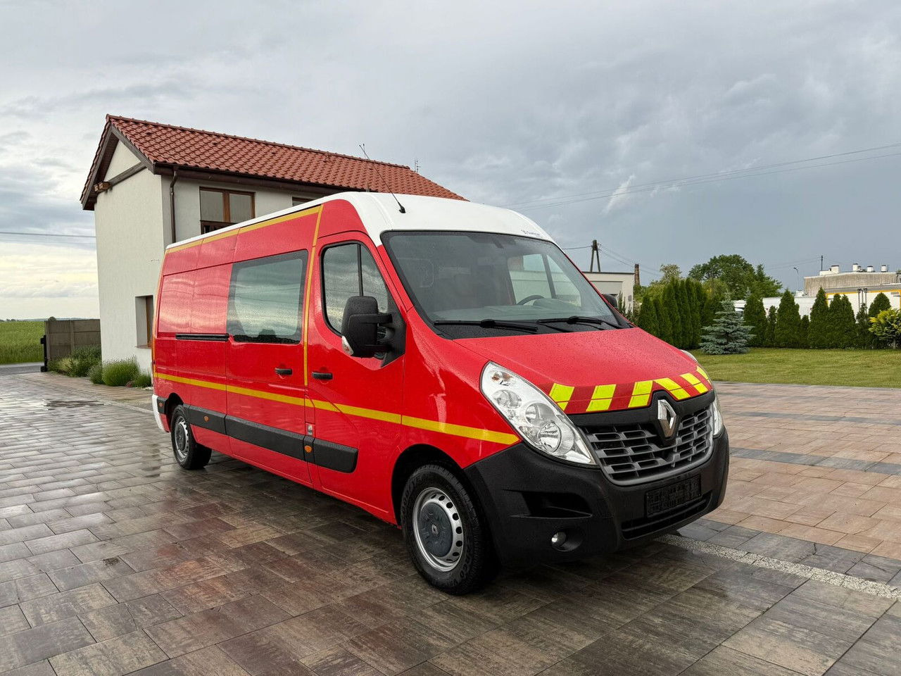 Renault Master 2016 Rok Ambulans Karetka Pogotowie - Krankenwagen: das Bild 1 Renault Master 2016 Rok Ambulans Karetka Pogotowie - Krankenwagen: das Bild 1