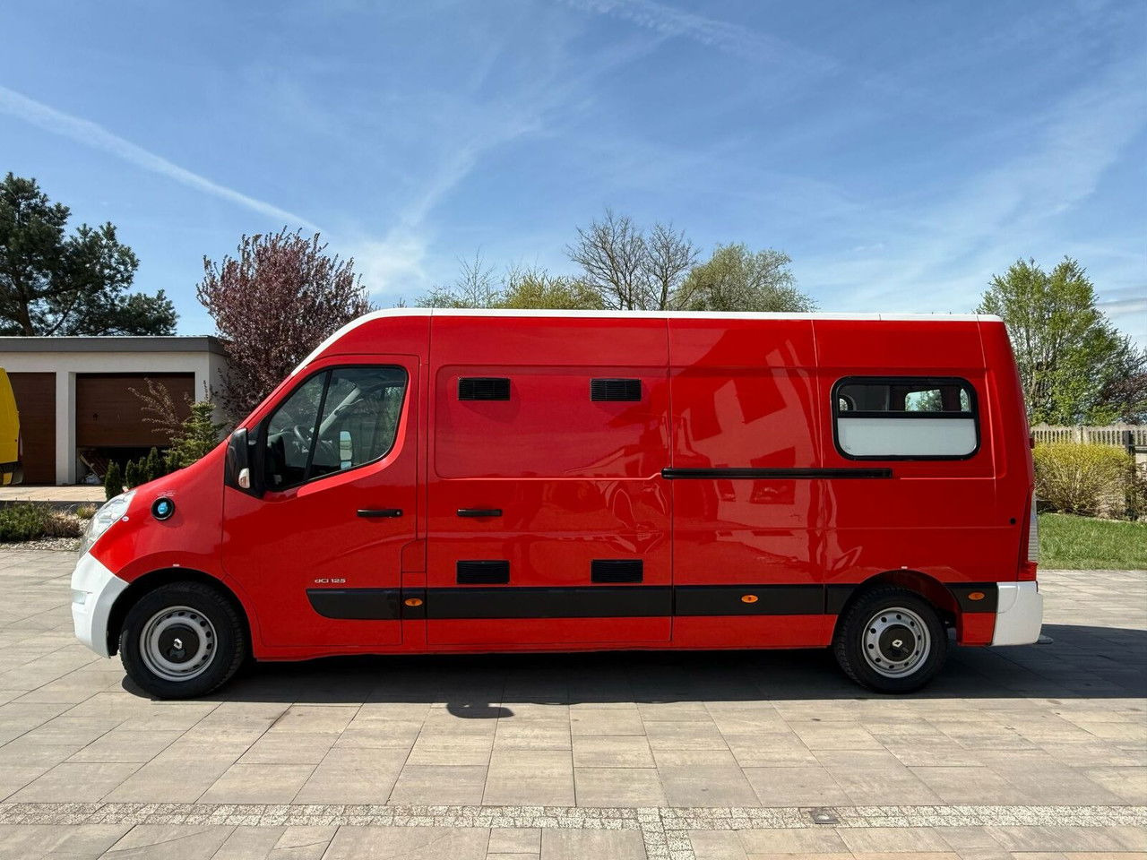 Renault Master Karetka pogotowie Ambulans - Krankenwagen: das Bild 5 Renault Master Karetka pogotowie Ambulans - Krankenwagen: das Bild 5