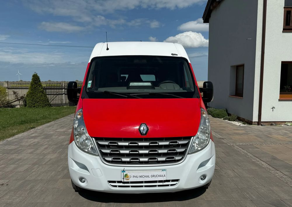 Renault Master - Krankenwagen: das Bild 2 Renault Master - Krankenwagen: das Bild 2