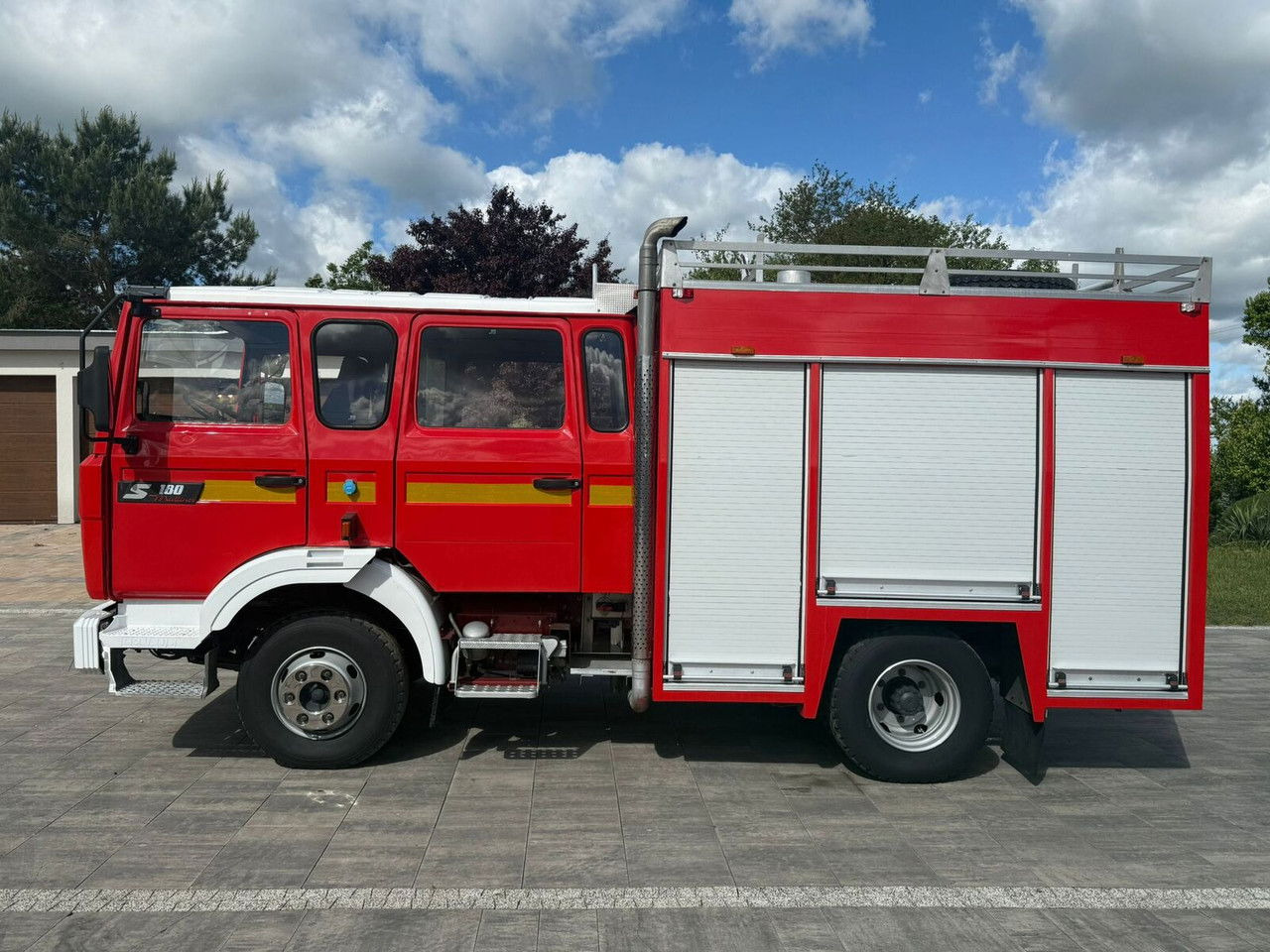 Renault Midliner 180 S180 - Feuerwehrfahrzeug: das Bild 5 Renault Midliner 180 S180 - Feuerwehrfahrzeug: das Bild 5
