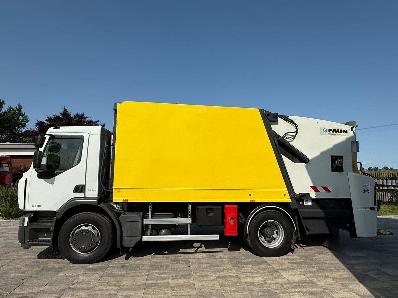 Renault Premium 280 DXI Śmieciarka Faun VR5.Untr Tylko 263TYS Przebiegu - Müllwagen: das Bild 5 Renault Premium 280 DXI Śmieciarka Faun VR5.Untr Tylko 263TYS Przebiegu - Müllwagen: das Bild 5