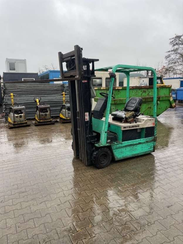 Mitsubishi FBS18-48s Elektrische heftruck triplo freelift 480cm - Elektrostapler: das Bild 4 Mitsubishi FBS18-48s Elektrische heftruck triplo freelift 480cm - Elektrostapler: das Bild 4