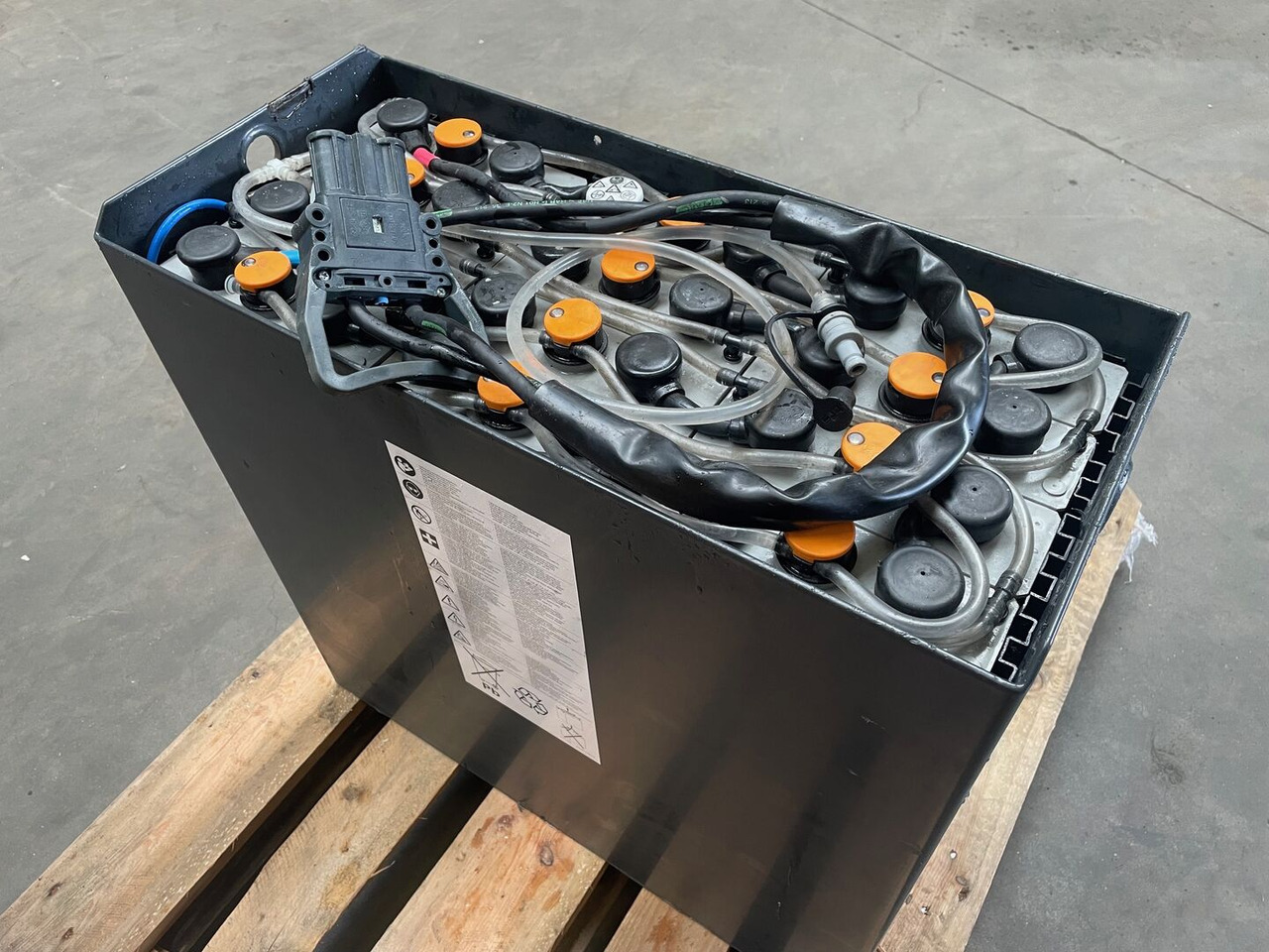 Hawker 24 Volt I 3 PZS 375 - Batterie für Flurförderzeug: das Bild 1 Hawker 24 Volt I 3 PZS 375 - Batterie für Flurförderzeug: das Bild 1