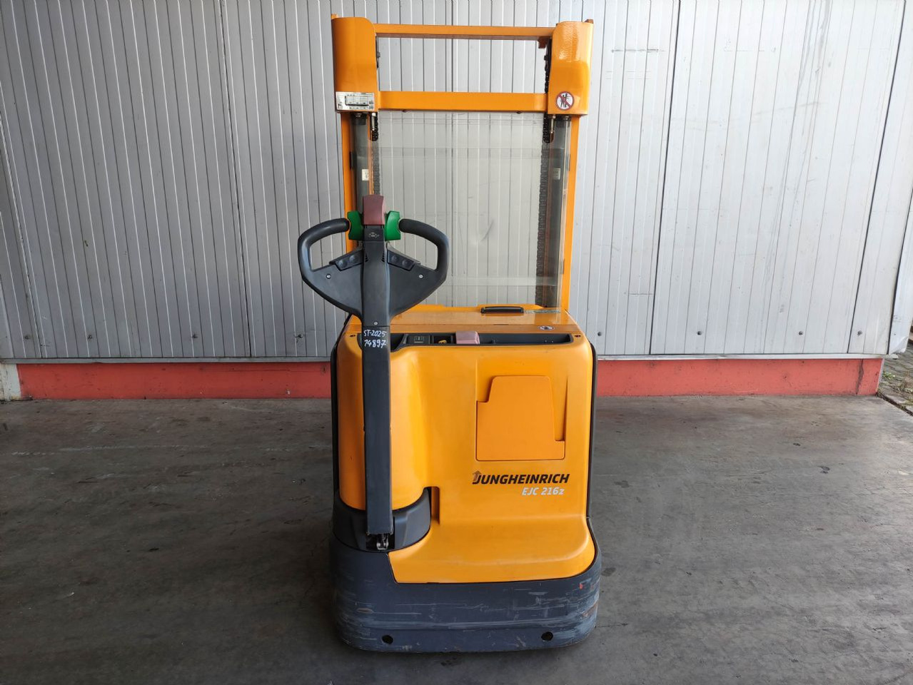 Jungheinrich EJC 216Z - Hochhubwagen: das Bild 4 Jungheinrich EJC 216Z - Hochhubwagen: das Bild 4