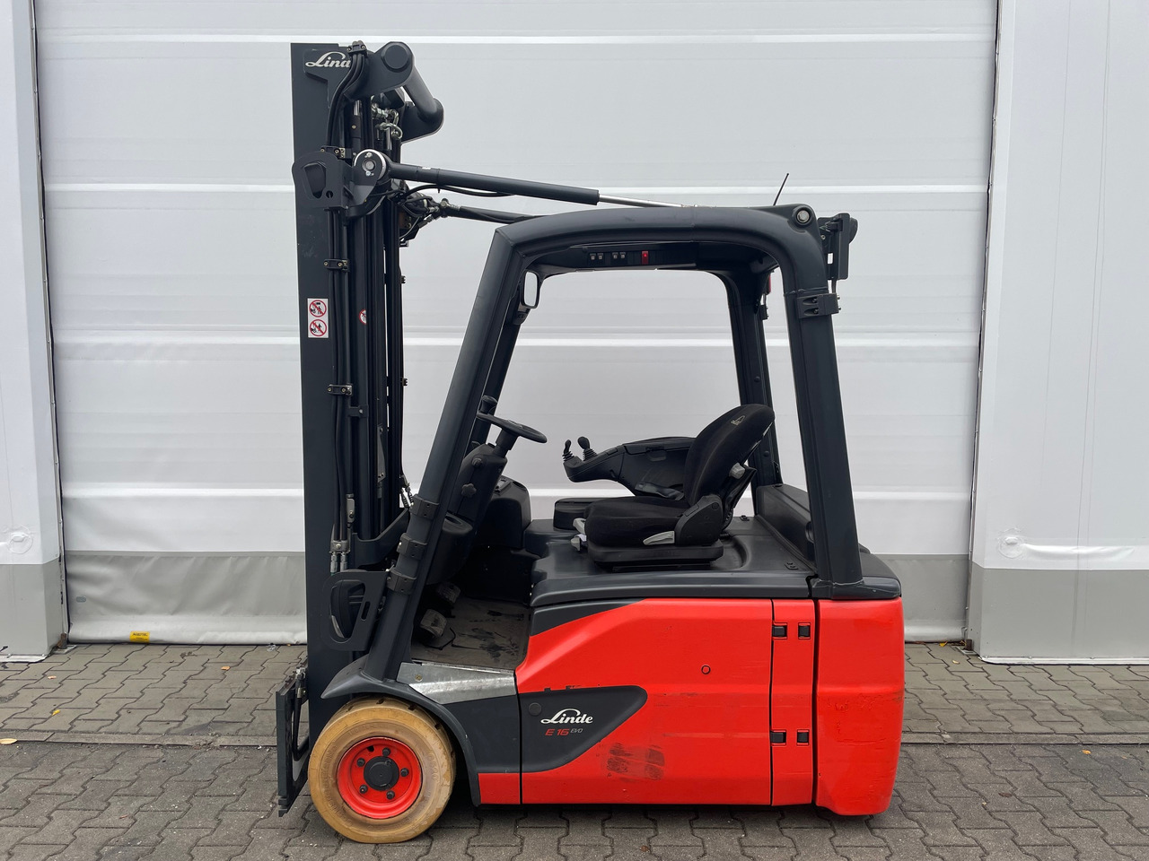 Linde E16L-02-386 EVO - Elektrostapler: das Bild 1 Linde E16L-02-386 EVO - Elektrostapler: das Bild 1