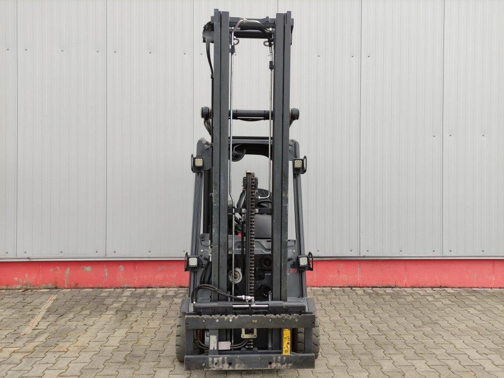 Linde E18-02-386 EVO - Elektrostapler: das Bild 3 Linde E18-02-386 EVO - Elektrostapler: das Bild 3