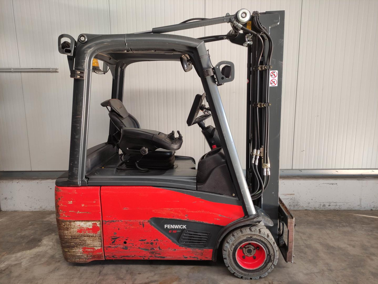 Linde E18L-02-386 - Elektrostapler: das Bild 2 Linde E18L-02-386 - Elektrostapler: das Bild 2