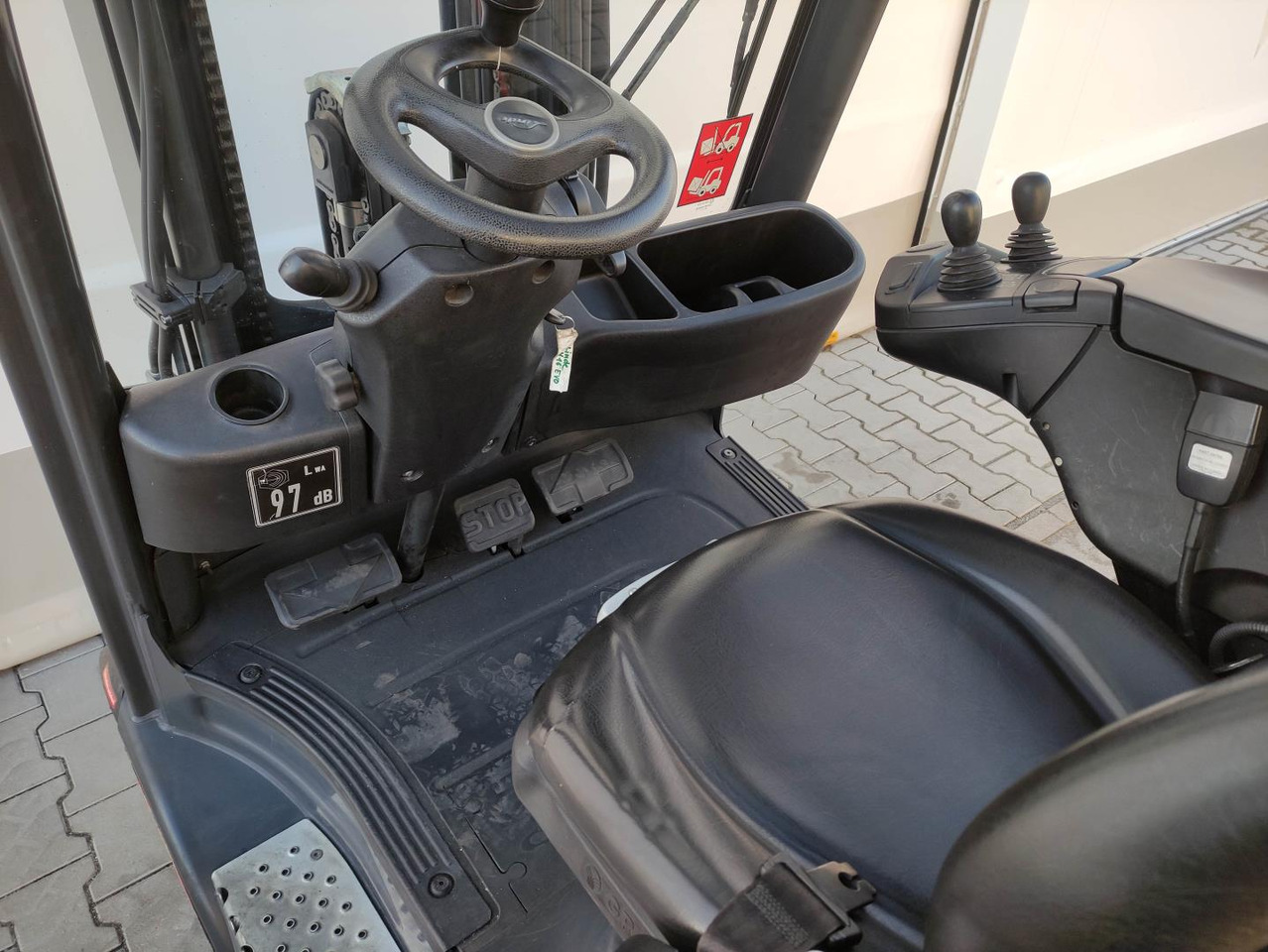 Linde H16D-01-391 EVO - Dieselstapler: das Bild 5 Linde H16D-01-391 EVO - Dieselstapler: das Bild 5