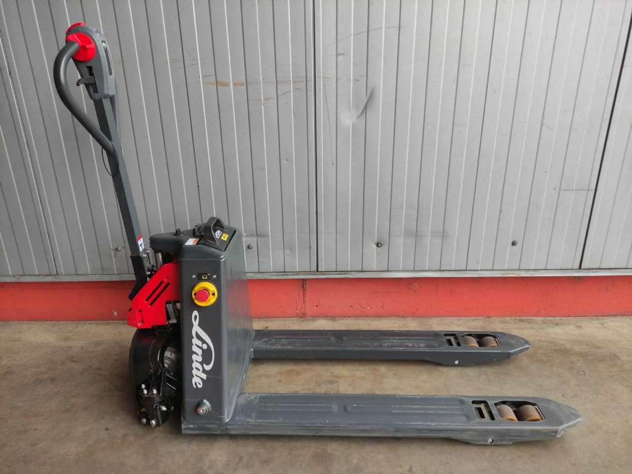 Linde MT15C - Niederhubwagen: das Bild 2 Linde MT15C - Niederhubwagen: das Bild 2