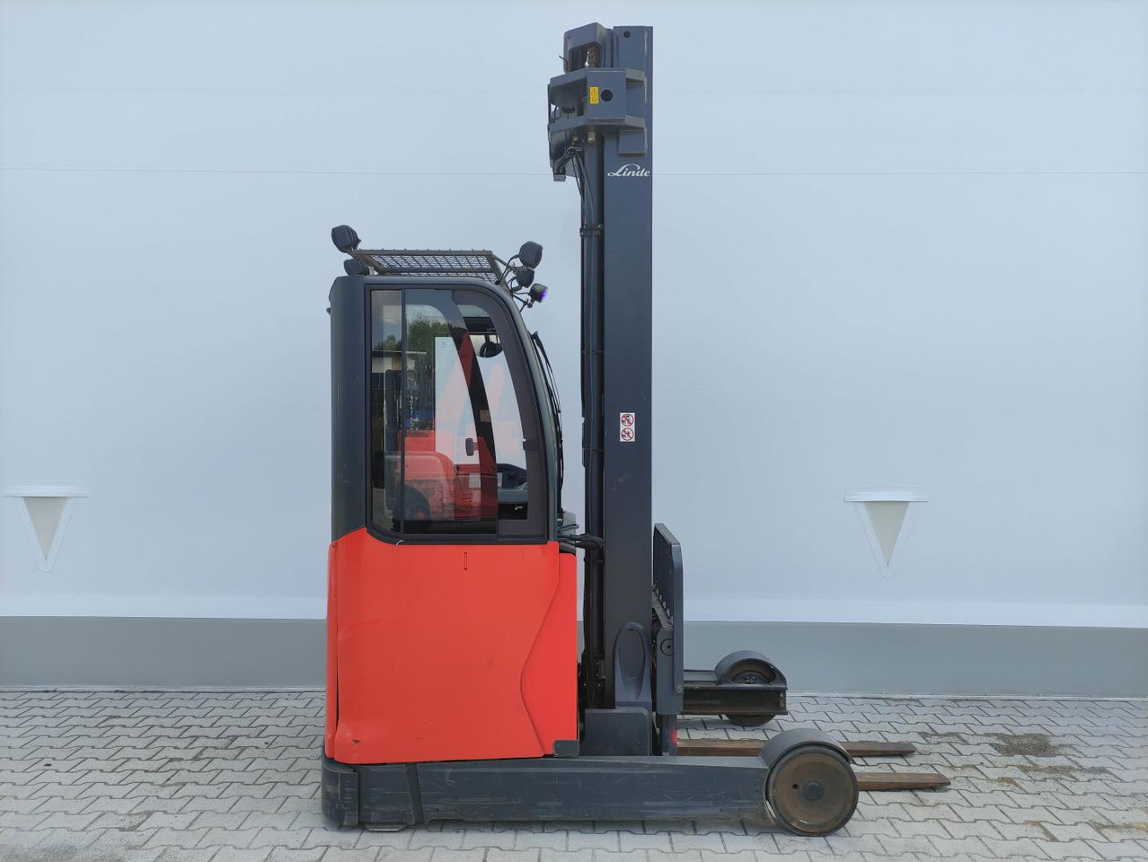 Linde R25-01-112 - Schubmaststapler: das Bild 2 Linde R25-01-112 - Schubmaststapler: das Bild 2