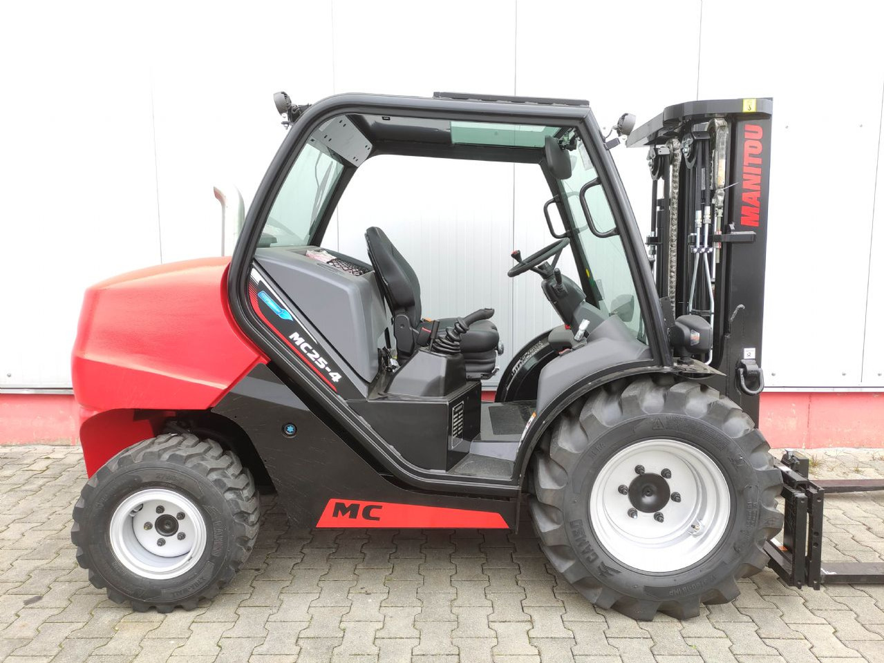 Manitou MC25-4 DK ST5 S1 (NEU) - Geländestapler: das Bild 2 Manitou MC25-4 DK ST5 S1 (NEU) - Geländestapler: das Bild 2