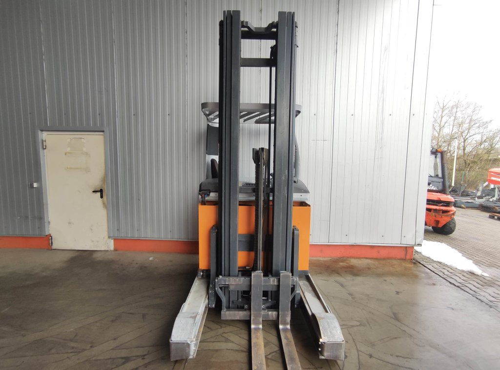 Still FM-X-14 - Schubmaststapler: das Bild 3 Still FM-X-14 - Schubmaststapler: das Bild 3