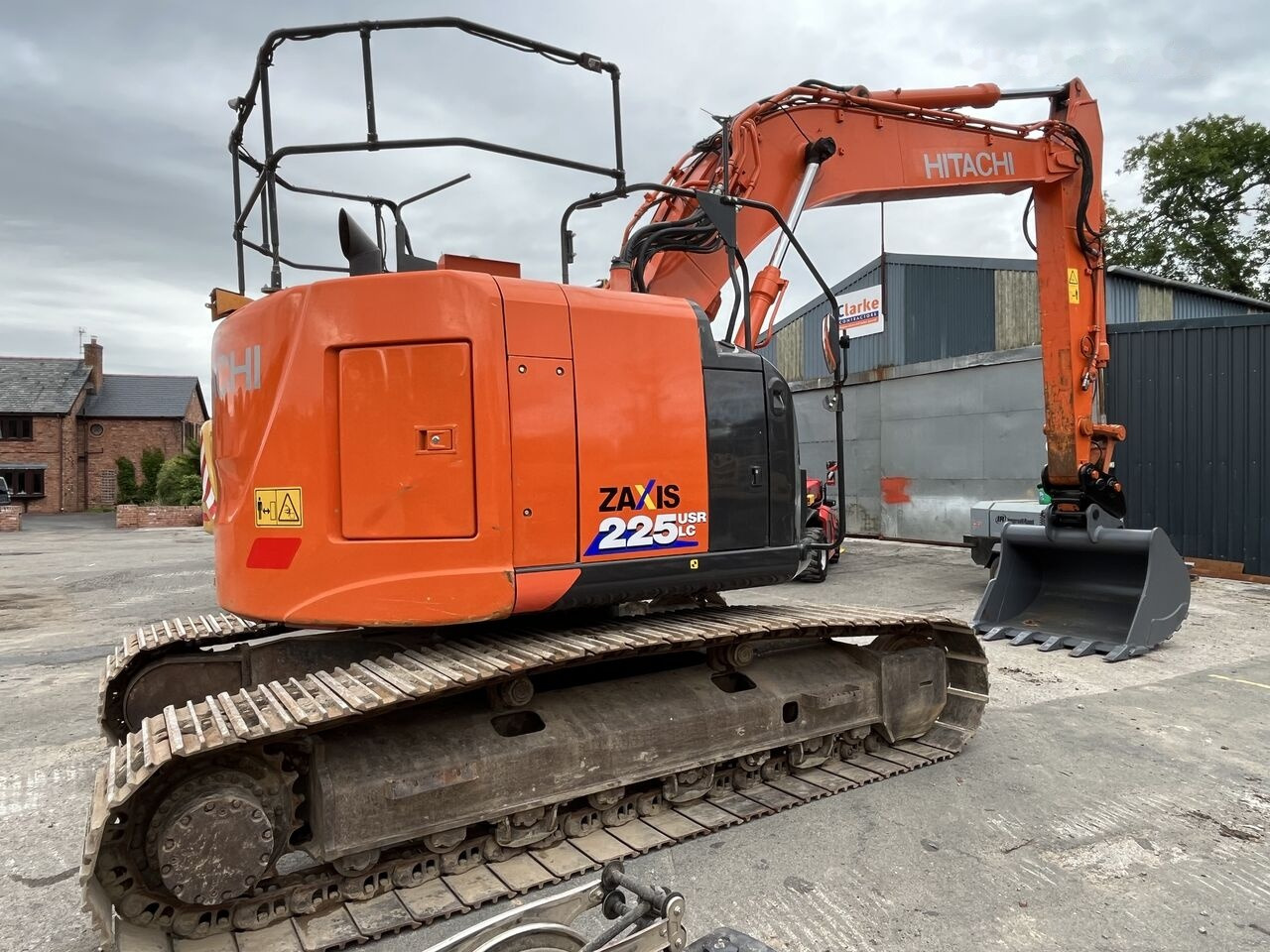 Hitachi ZX225 – Leasing Hitachi ZX225: das Bild 7
