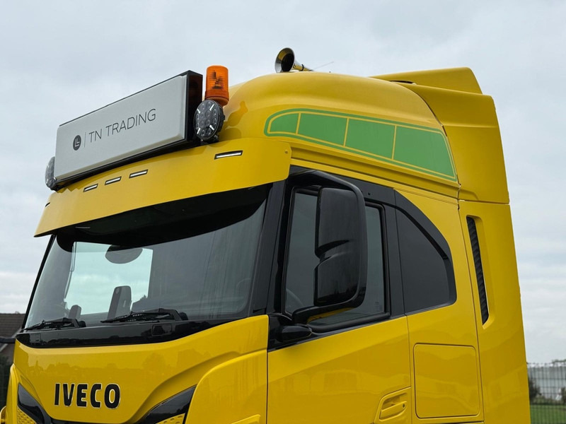 Iveco AS440STX/FP GESTUURDE VOORLOPER, ALCOA, LEATHER, SHOW, 480 PK. - Sattelzugmaschine: das Bild 5 Iveco AS440STX/FP GESTUURDE VOORLOPER, ALCOA, LEATHER, SHOW, 480 PK. - Sattelzugmaschine: das Bild 5