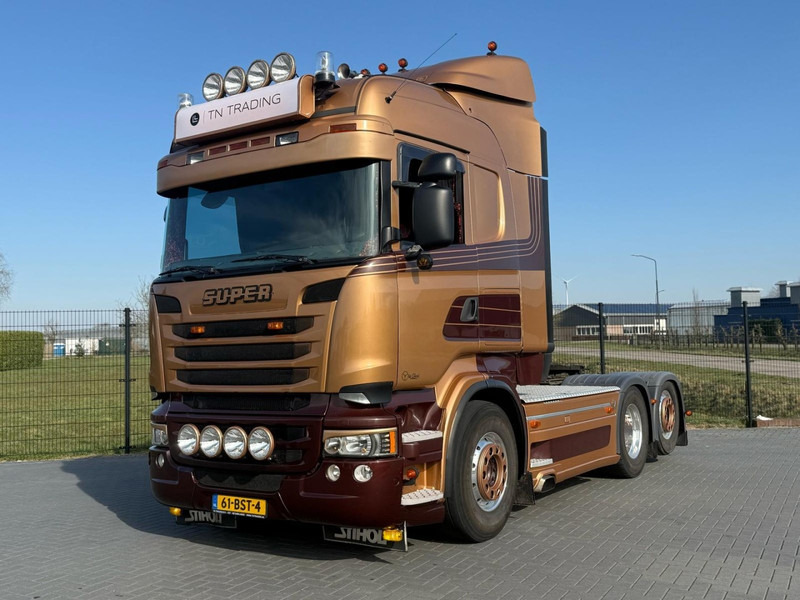 Scania R730 V8 V8, SHOWTRUCK VOLLUCHT, RETARDER, HYDRAULIEK, BOOGIE, ALU WIELEN, LEER. - Sattelzugmaschine: das Bild 1 Scania R730 V8 V8, SHOWTRUCK VOLLUCHT, RETARDER, HYDRAULIEK, BOOGIE, ALU WIELEN, LEER. - Sattelzugmaschine: das Bild 1