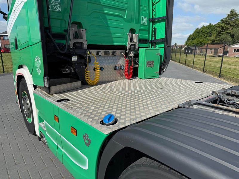 Sattelzugmaschine Scania S520 V8 NGS NO EGR, EURO 6D, 2.95WB, FULL SPOILER, RETARDER, FULL AIR.: das Bild 12