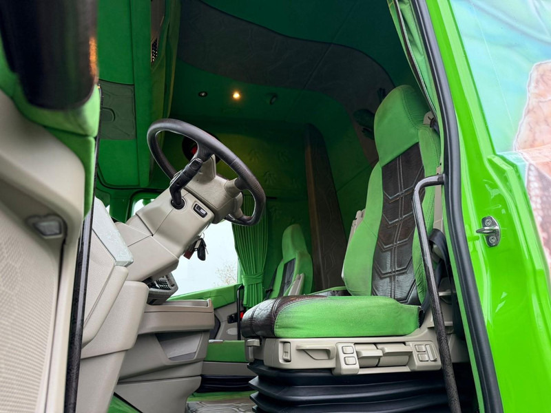 Sattelzugmaschine Scania S520 V8 NGS SHOWTRUCK, VOLLUCHT, SMART2 TACHO, PARK COOL, RETARDER, TOPSTAAT.: das Bild 14