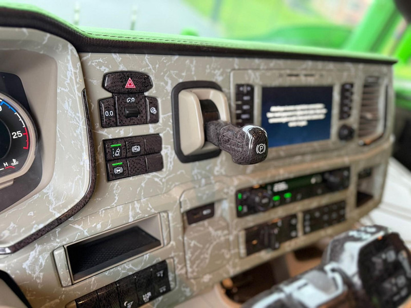 Sattelzugmaschine Scania S520 V8 NGS SHOWTRUCK, VOLLUCHT, SMART2 TACHO, PARK COOL, RETARDER, TOPSTAAT.: das Bild 19