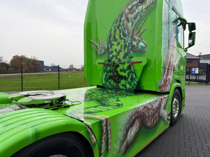 Sattelzugmaschine Scania S520 V8 NGS SHOWTRUCK, VOLLUCHT, SMART2 TACHO, PARK COOL, RETARDER, TOPSTAAT.: das Bild 11