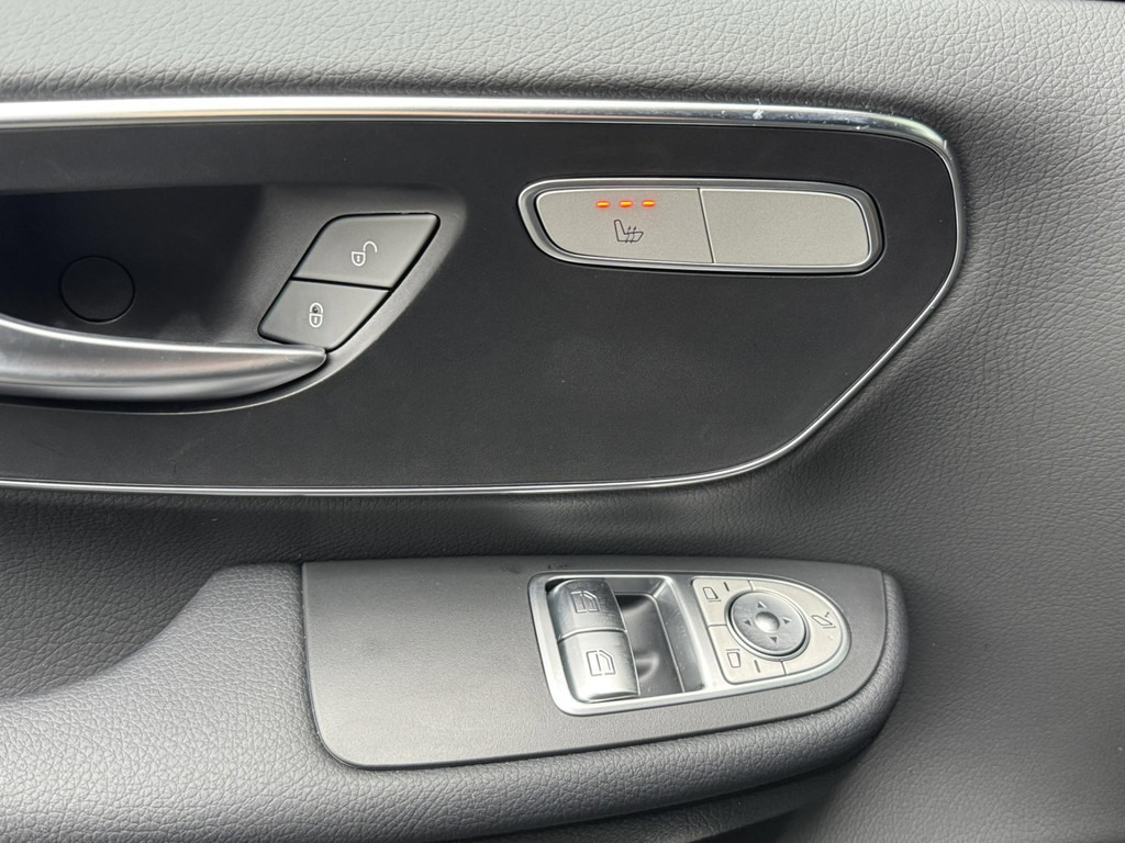 Mercedes-Benz V-Klasse-300d L3 Avantgarde AMG 360 Camera Burmester Groot scherm Adaptieve cruise - Transporter mit Doppelkabine: das Bild 3 Mercedes-Benz V-Klasse-300d L3 Avantgarde AMG 360 Camera Burmester Groot scherm Adaptieve cruise - Transporter mit Doppelkabine: das Bild 3