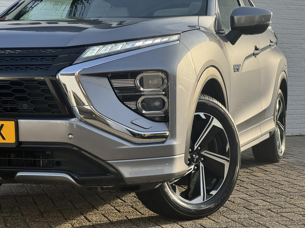 SUV/ Geländewagen Mitsubishi Eclipse Cross-2.4 PHEV Business Executive Adaptive cruise Climate control Stuur- Stoelverwarming v/a Apple / Android: das Bild 9