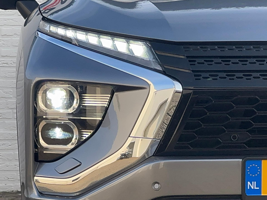 SUV/ Geländewagen Mitsubishi Eclipse Cross-2.4 PHEV Business Executive Adaptive cruise Climate control Stuur- Stoelverwarming v/a Apple / Android: das Bild 16