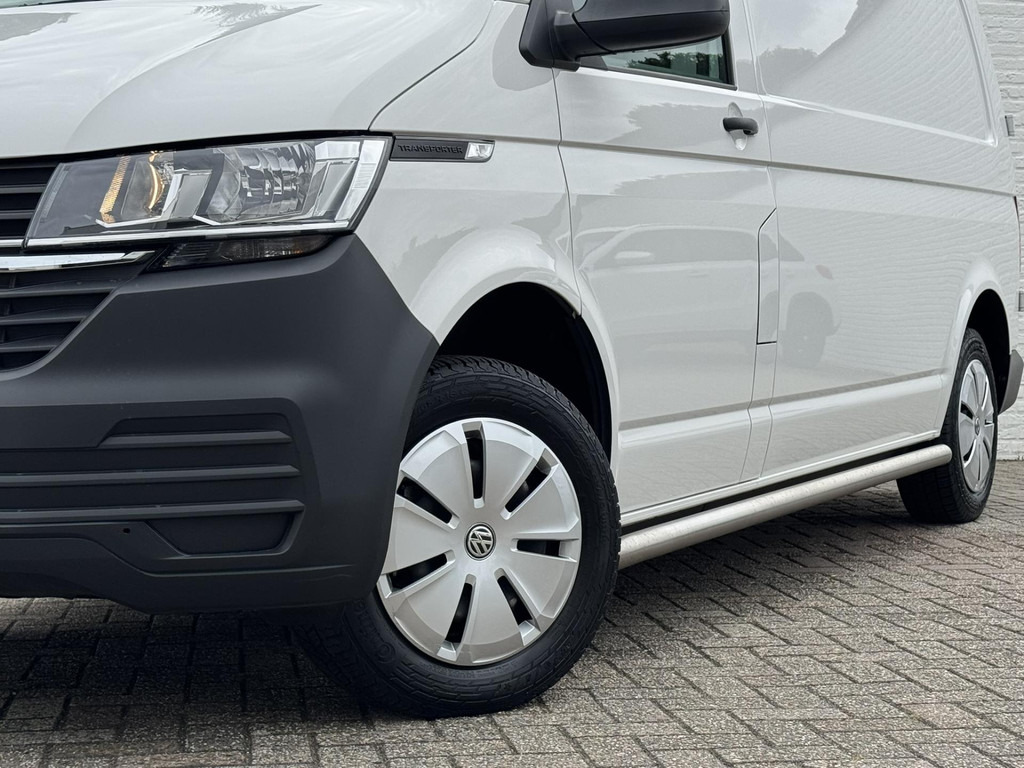 Volkswagen Transporter-2.0 TDI L2H1 28 Comfortline Navigatie Trekhaak Carplay Cruise Airco Lat om lat 4 Seizoenen banden - Kastenwagen: das Bild 3 Volkswagen Transporter-2.0 TDI L2H1 28 Comfortline Navigatie Trekhaak Carplay Cruise Airco Lat om lat 4 Seizoenen banden - Kastenwagen: das Bild 3