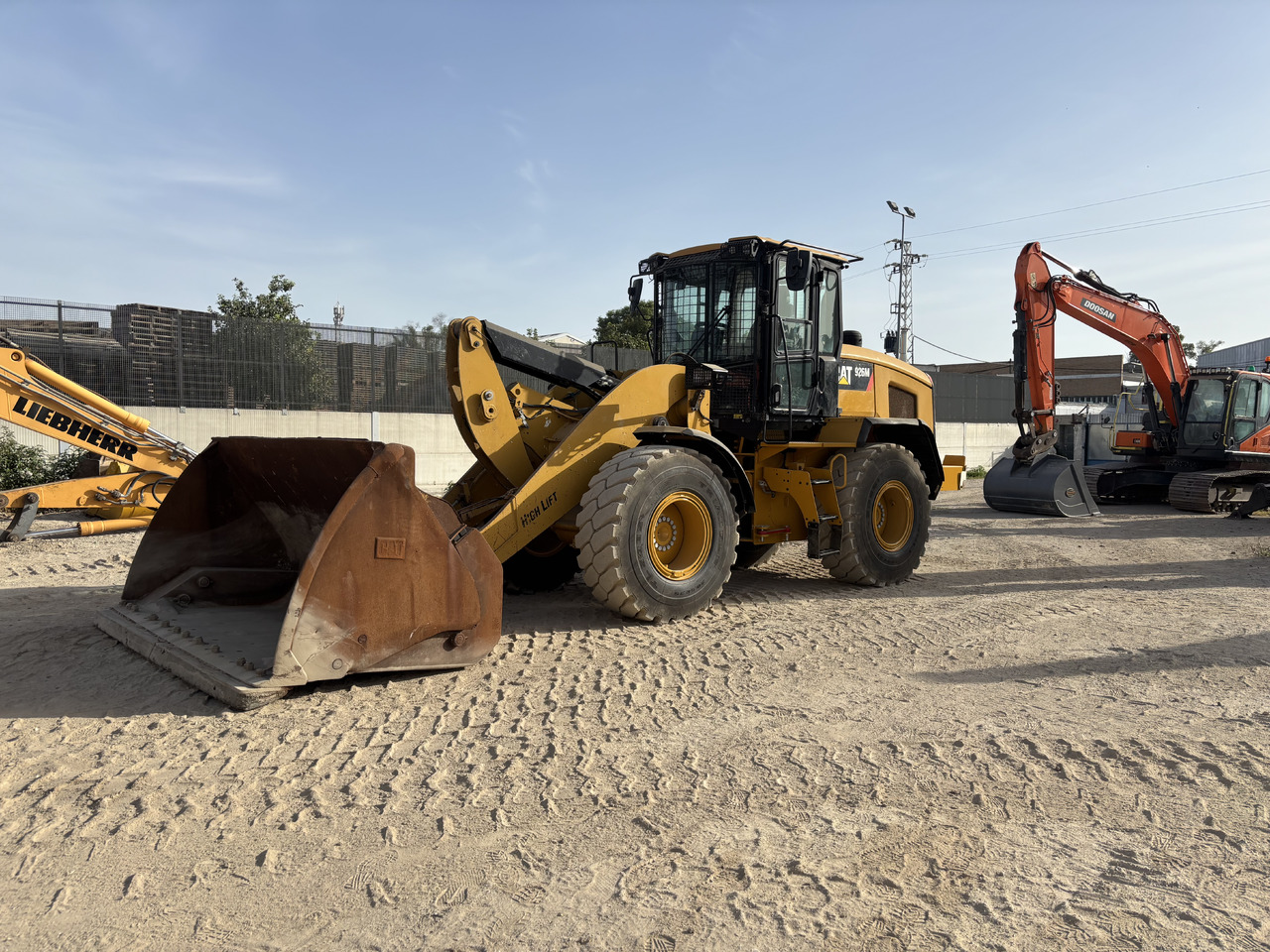 CATERPILLAR 926M - Radlader: das Bild 1 CATERPILLAR 926M - Radlader: das Bild 1