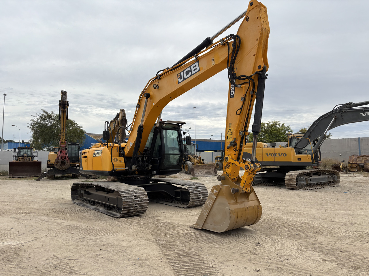 Kettenbagger JCB JS220LC: das Bild 7