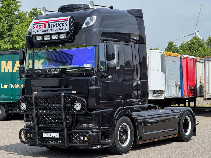 DAF XF 105.460 Super Space Cab Showtruck *TOP* - Sattelzugmaschine: das Bild 1 DAF XF 105.460 Super Space Cab Showtruck *TOP* - Sattelzugmaschine: das Bild 1