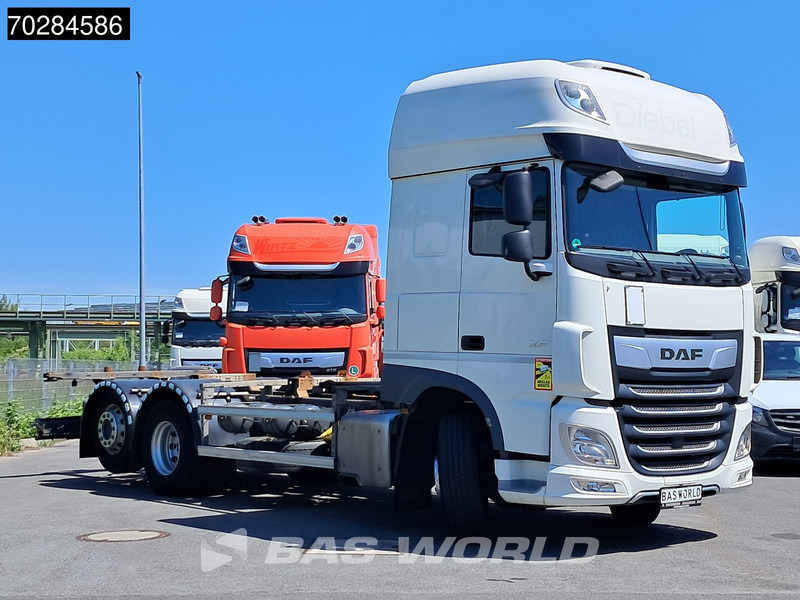 DAF XF 450 6X2 BDF SSC Retarder 2x Tanks Liftachse Standklima LED ACC Euro 6 - Containerwagen/ Wechselfahrgestell LKW: das Bild 3 DAF XF 450 6X2 BDF SSC Retarder 2x Tanks Liftachse Standklima LED ACC Euro 6 - Containerwagen/ Wechselfahrgestell LKW: das Bild 3