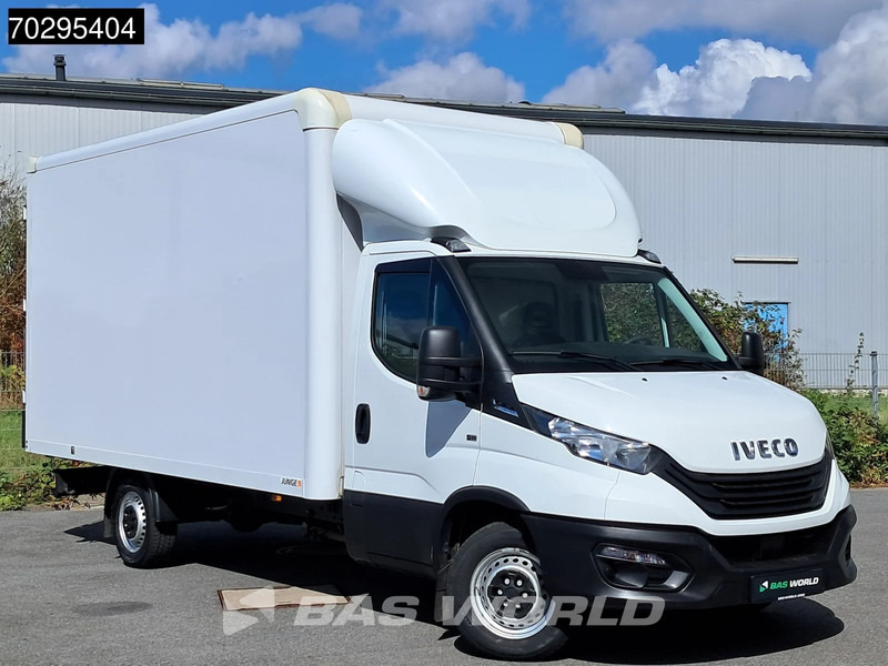 Iveco Daily 35S16 Automatik Kastenwagen Hintertüren 160PS Klimaanlage Kamera Euro6 Möbelkasten 21m3 A/C - Koffer Transporter: das Bild 5 Iveco Daily 35S16 Automatik Kastenwagen Hintertüren 160PS Klimaanlage Kamera Euro6 Möbelkasten 21m3 A/C - Koffer Transporter: das Bild 5