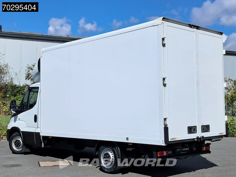 Iveco Daily 35S16 Automatik Kastenwagen Hintertüren 160PS Klimaanlage Kamera Euro6 Möbelkasten 21m3 A/C - Koffer Transporter: das Bild 2 Iveco Daily 35S16 Automatik Kastenwagen Hintertüren 160PS Klimaanlage Kamera Euro6 Möbelkasten 21m3 A/C - Koffer Transporter: das Bild 2