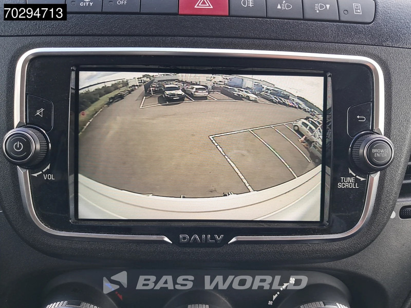 Koffer Transporter Iveco Daily 35S16 Ladebordwand Automatik 160PS Doppelbereifung Koffer Klima Kamera Euro6 19m3 A/C: das Bild 13 Koffer Transporter Iveco Daily 35S16 Ladebordwand Automatik 160PS Doppelbereifung Koffer Klima Kamera Euro6 19m3 A/C: das Bild 13