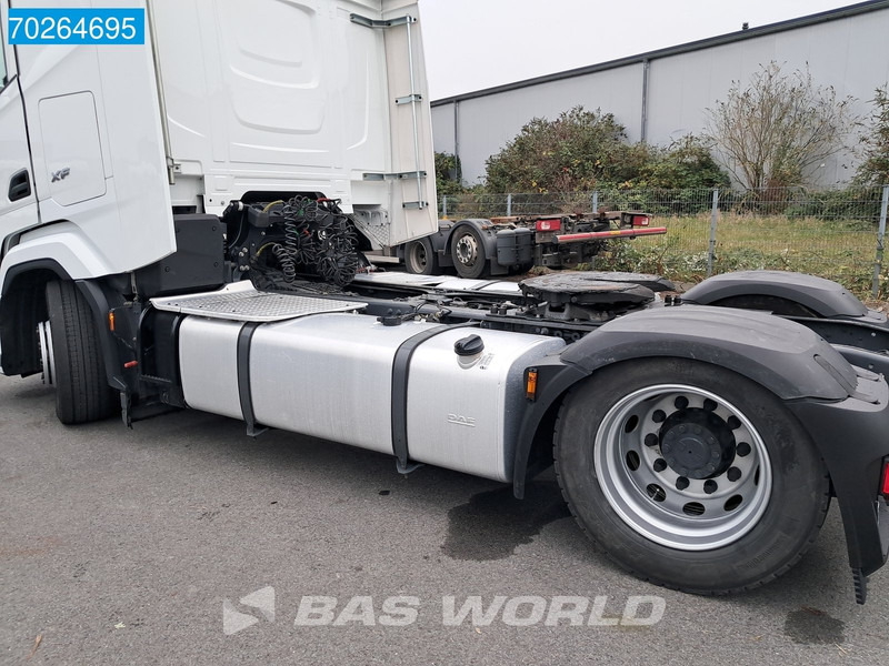 Sattelzugmaschine DAF XF 480 4X2 Megas 2xTanks LED ACC Euro 6: das Bild 17