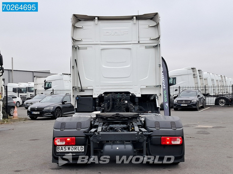 Sattelzugmaschine DAF XF 480 4X2 Megas 2xTanks LED ACC Euro 6: das Bild 12