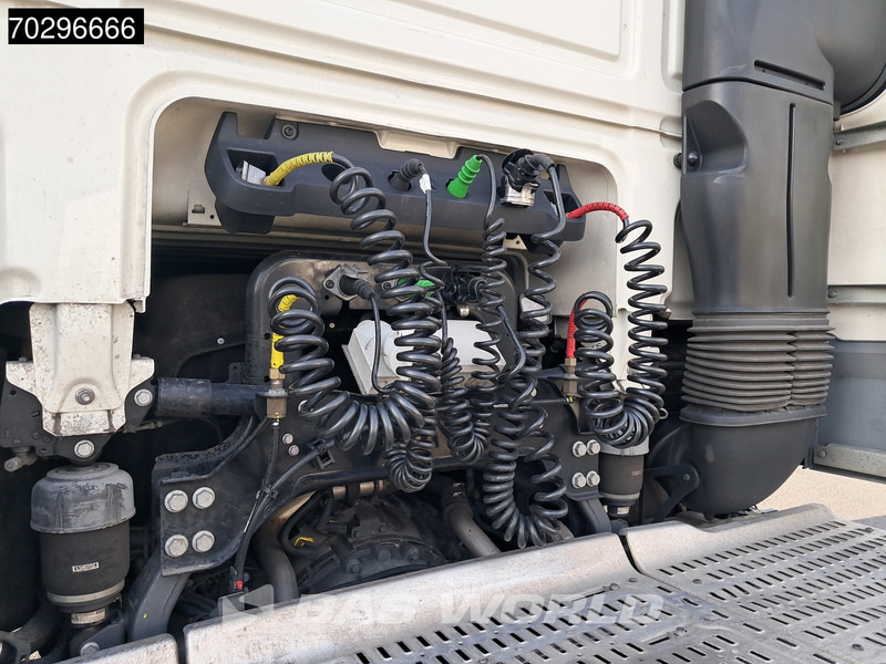 DAF XF 480 4X2 SSC Retarder 2xTanks ACC LED Standklima Euro 6 - Sattelzugmaschine: das Bild 3 DAF XF 480 4X2 SSC Retarder 2xTanks ACC LED Standklima Euro 6 - Sattelzugmaschine: das Bild 3