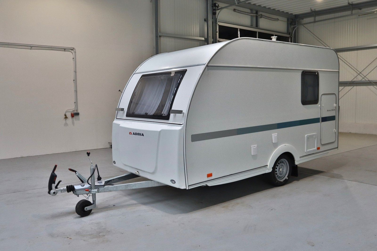 Adria Aviva 360 DK /1.Hand/Top-Fahrzeug/Etagenbetten Adria Aviva 360 DK /1.Hand/Top-Fahrzeug/Etagenbetten - Wohnwagen: das Bild 3 Adria Aviva 360 DK /1.Hand/Top-Fahrzeug/Etagenbetten Adria Aviva 360 DK /1.Hand/Top-Fahrzeug/Etagenbetten - Wohnwagen: das Bild 3