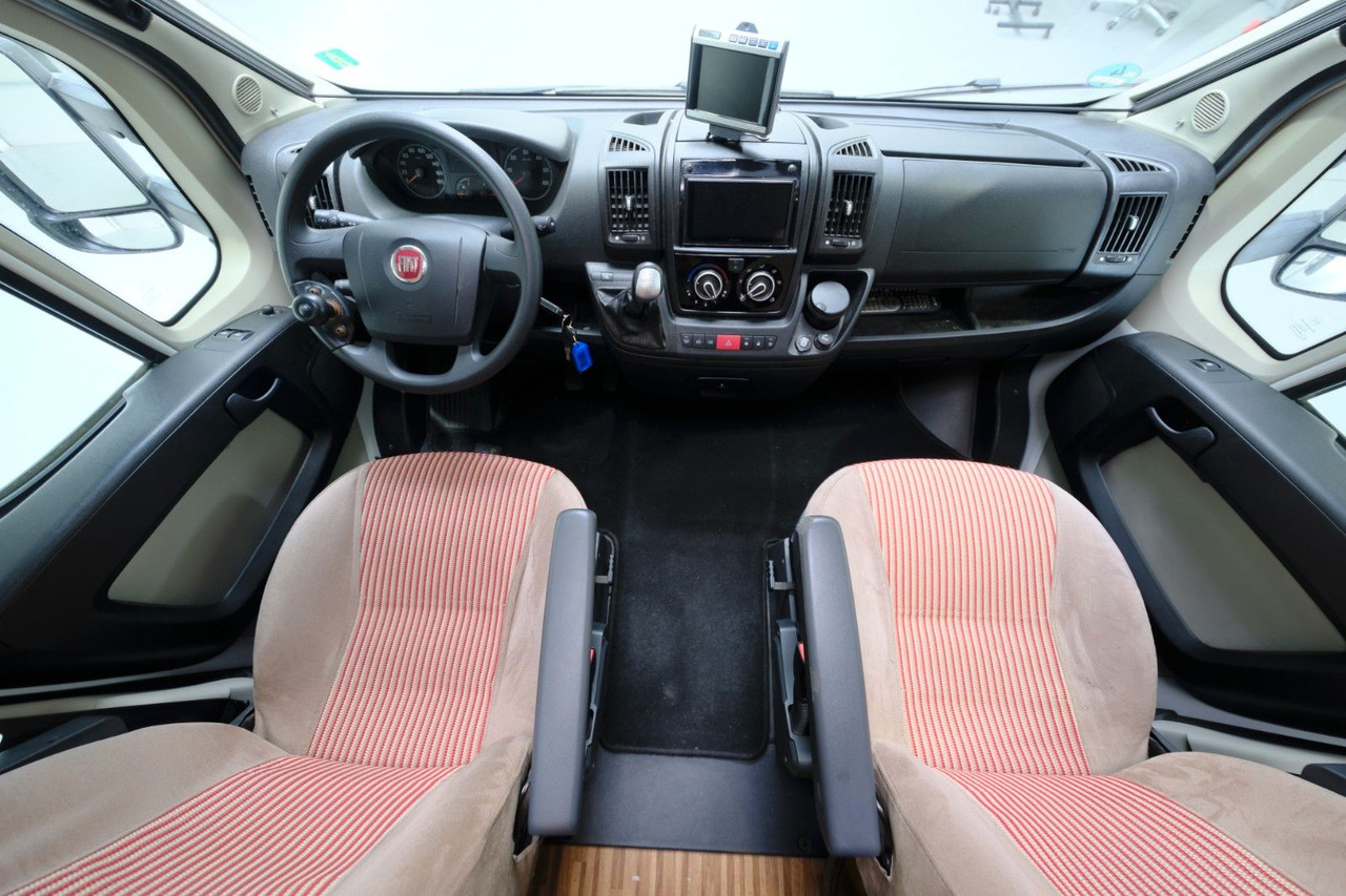 Adria Matrix Axess M 590 SG/Automatik/Hubbett/TOP - Teilintegriertes Wohnmobil: das Bild 5 Adria Matrix Axess M 590 SG/Automatik/Hubbett/TOP - Teilintegriertes Wohnmobil: das Bild 5