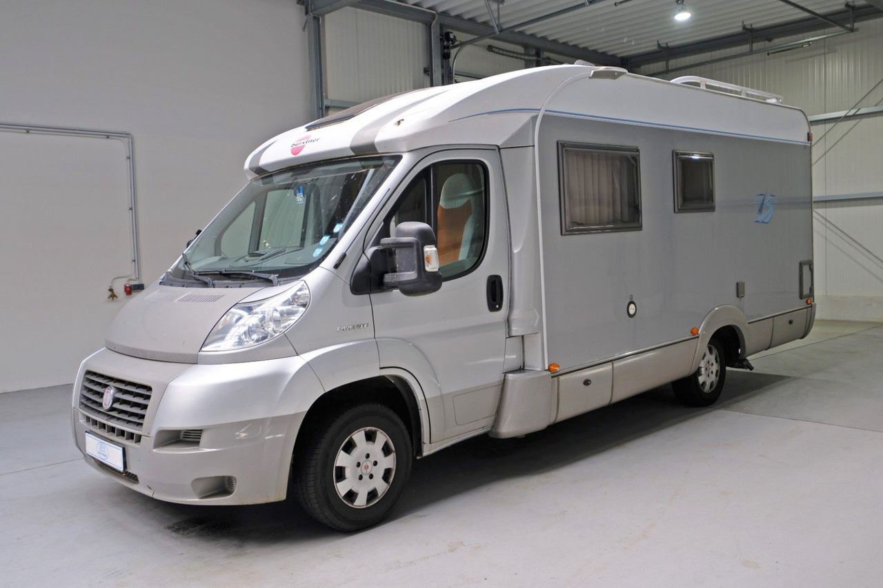 Bürstner Solano T 615/1.Hand/Festbett/Klimaanlage/Markise - Teilintegriertes Wohnmobil: das Bild 2 Bürstner Solano T 615/1.Hand/Festbett/Klimaanlage/Markise - Teilintegriertes Wohnmobil: das Bild 2