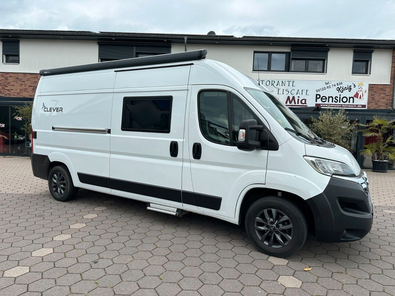 Clever Van 600 Celebration/1.Hand/Festbett/Klima/Markis - Camper Van: das Bild 2 Clever Van 600 Celebration/1.Hand/Festbett/Klima/Markis - Camper Van: das Bild 2