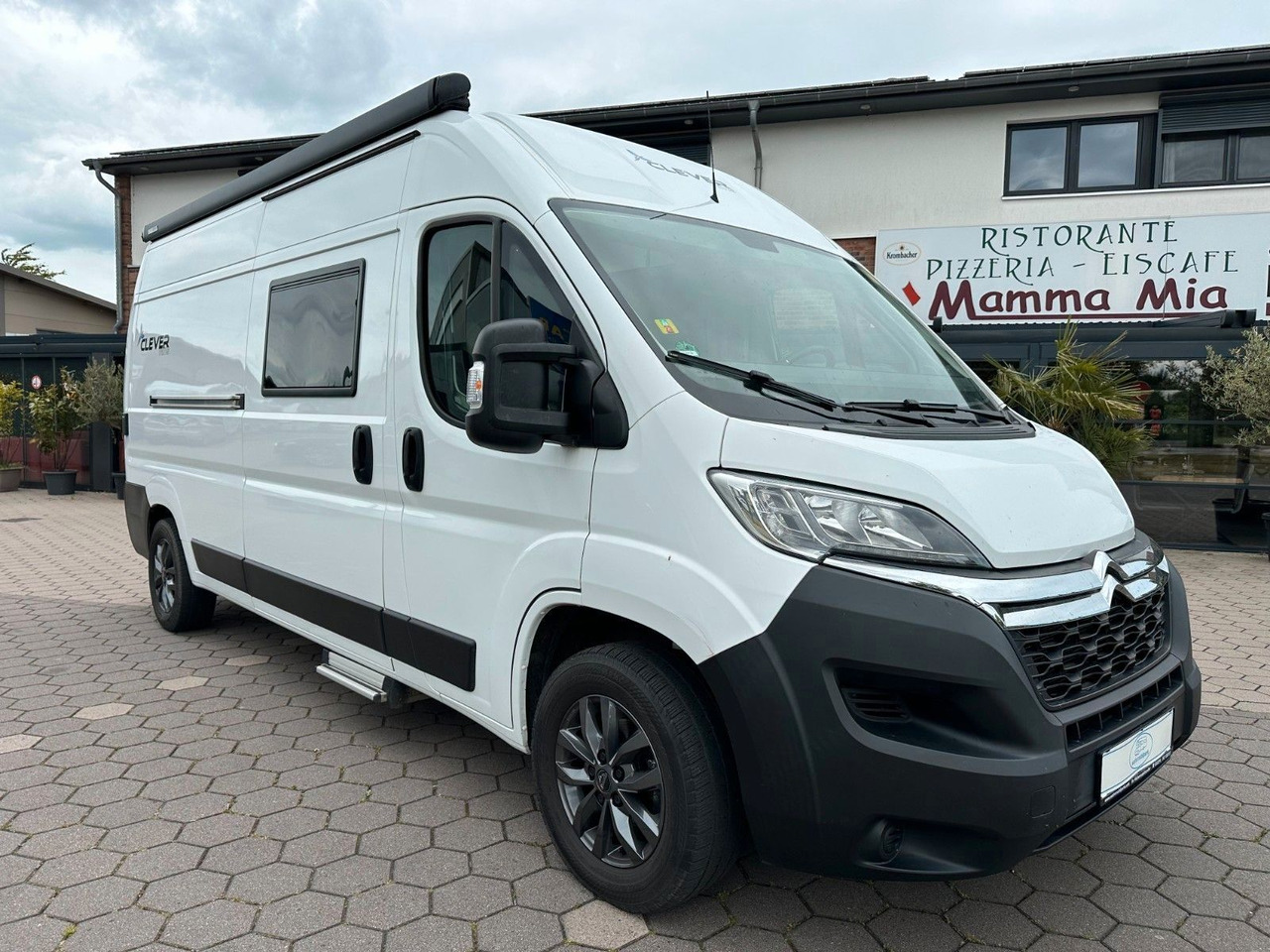Clever Van 600 Celebration/1.Hand/Festbett/Klima/Markis - Camper Van: das Bild 1 Clever Van 600 Celebration/1.Hand/Festbett/Klima/Markis - Camper Van: das Bild 1