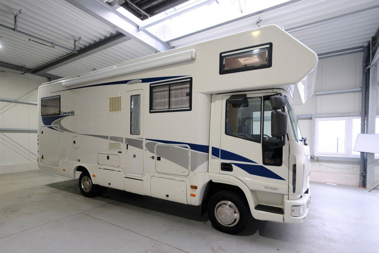 Concorde Cruiser 880 F/Festbett/Garage/2xKlima/Solar - Alkoven Wohnmobil: das Bild 2 Concorde Cruiser 880 F/Festbett/Garage/2xKlima/Solar - Alkoven Wohnmobil: das Bild 2