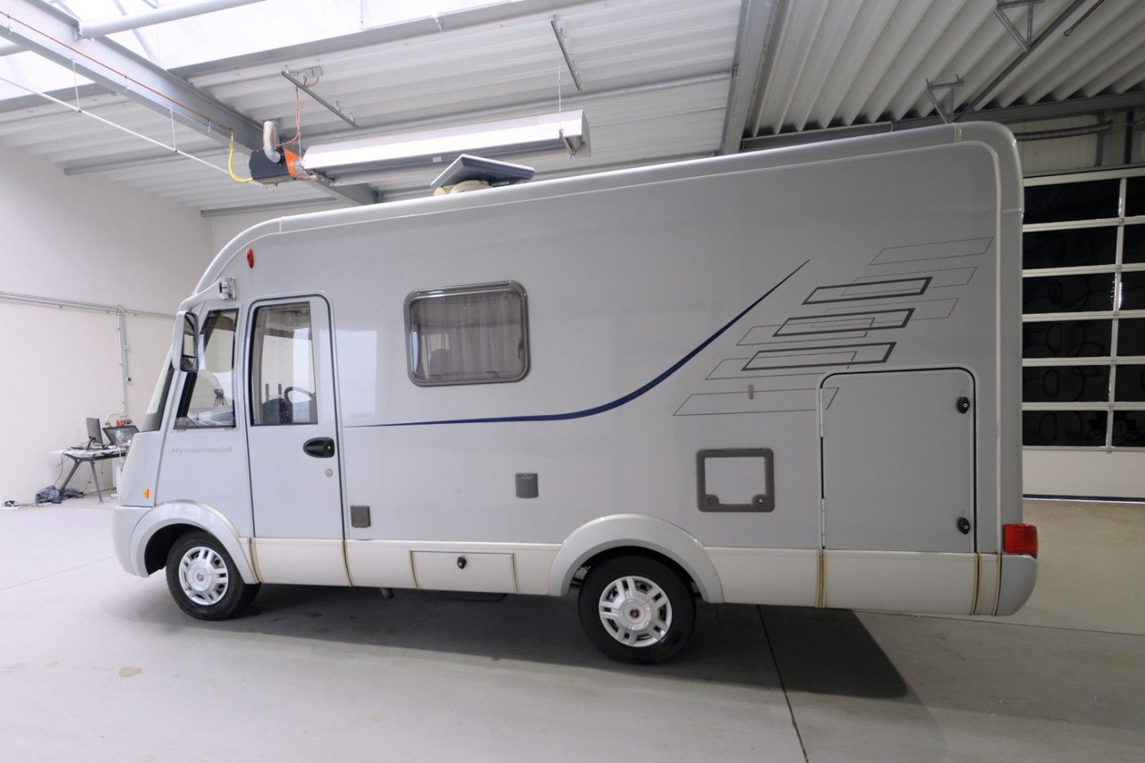 HYMER / ERIBA / HYMERCAR B 504 CL/Festbett+Hubbett/Solar/Klima/Garage/TOP - Integriertes Wohnmobil: das Bild 3 HYMER / ERIBA / HYMERCAR B 504 CL/Festbett+Hubbett/Solar/Klima/Garage/TOP - Integriertes Wohnmobil: das Bild 3