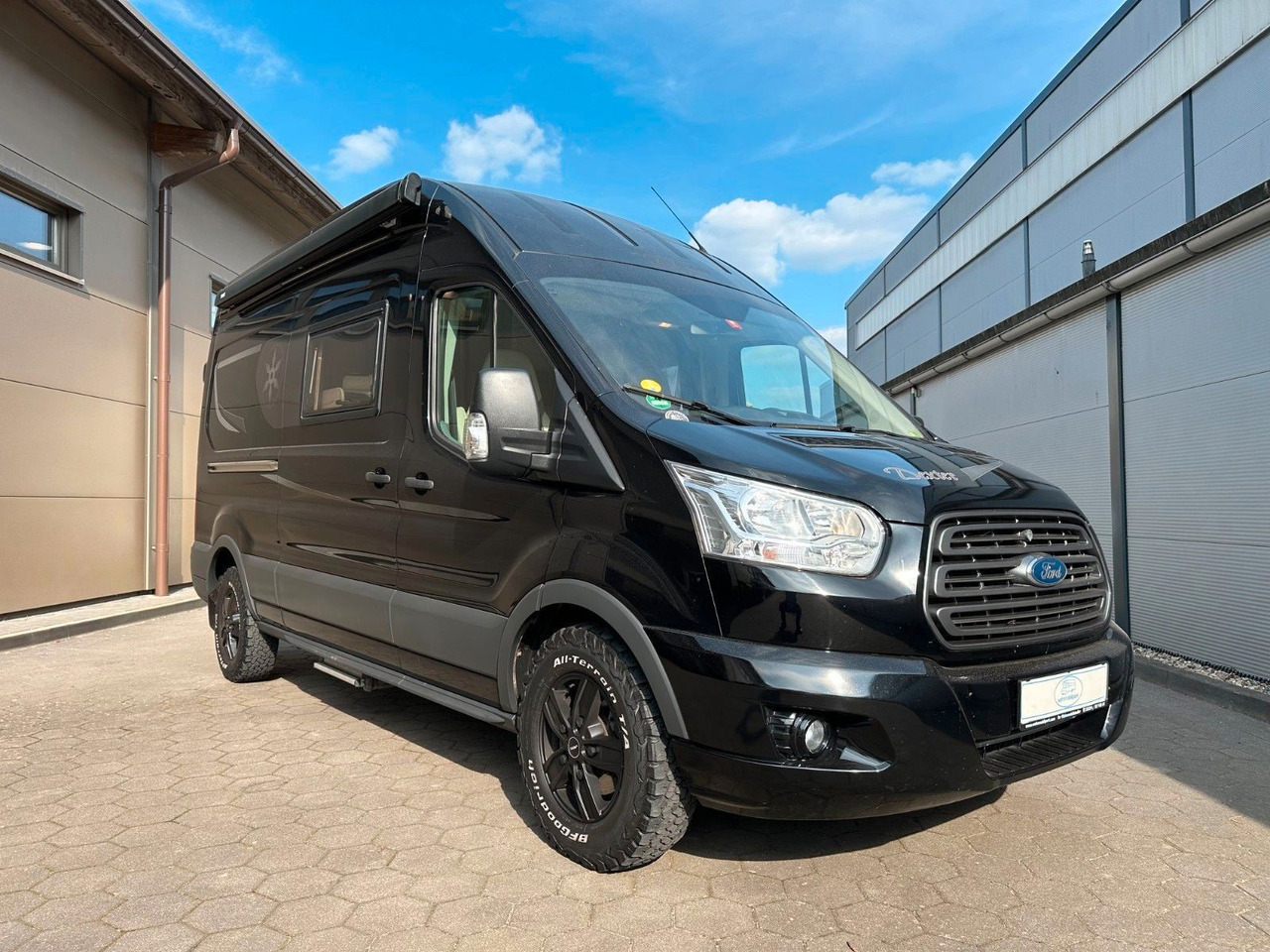Karmann Dexter 560 Trend 4x4/1.Hand/Festbett/Klima/Solar - Camper Van: das Bild 2 Karmann Dexter 560 Trend 4x4/1.Hand/Festbett/Klima/Solar - Camper Van: das Bild 2