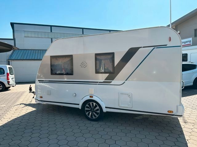 Knaus SPORT 400 LK - 1.HAND-FINANZIERUNG MÖGLICH Knaus SPORT 400 LK - 1.HAND-FINANZIERUNG MÖGLICH - Wohnwagen: das Bild 4 Knaus SPORT 400 LK - 1.HAND-FINANZIERUNG MÖGLICH Knaus SPORT 400 LK - 1.HAND-FINANZIERUNG MÖGLICH - Wohnwagen: das Bild 4