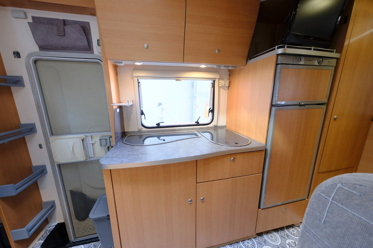 Alkoven Wohnmobil Knaus Sun Traveller 658 LG/Festbett/ DPF Grün/Garage: das Bild 19