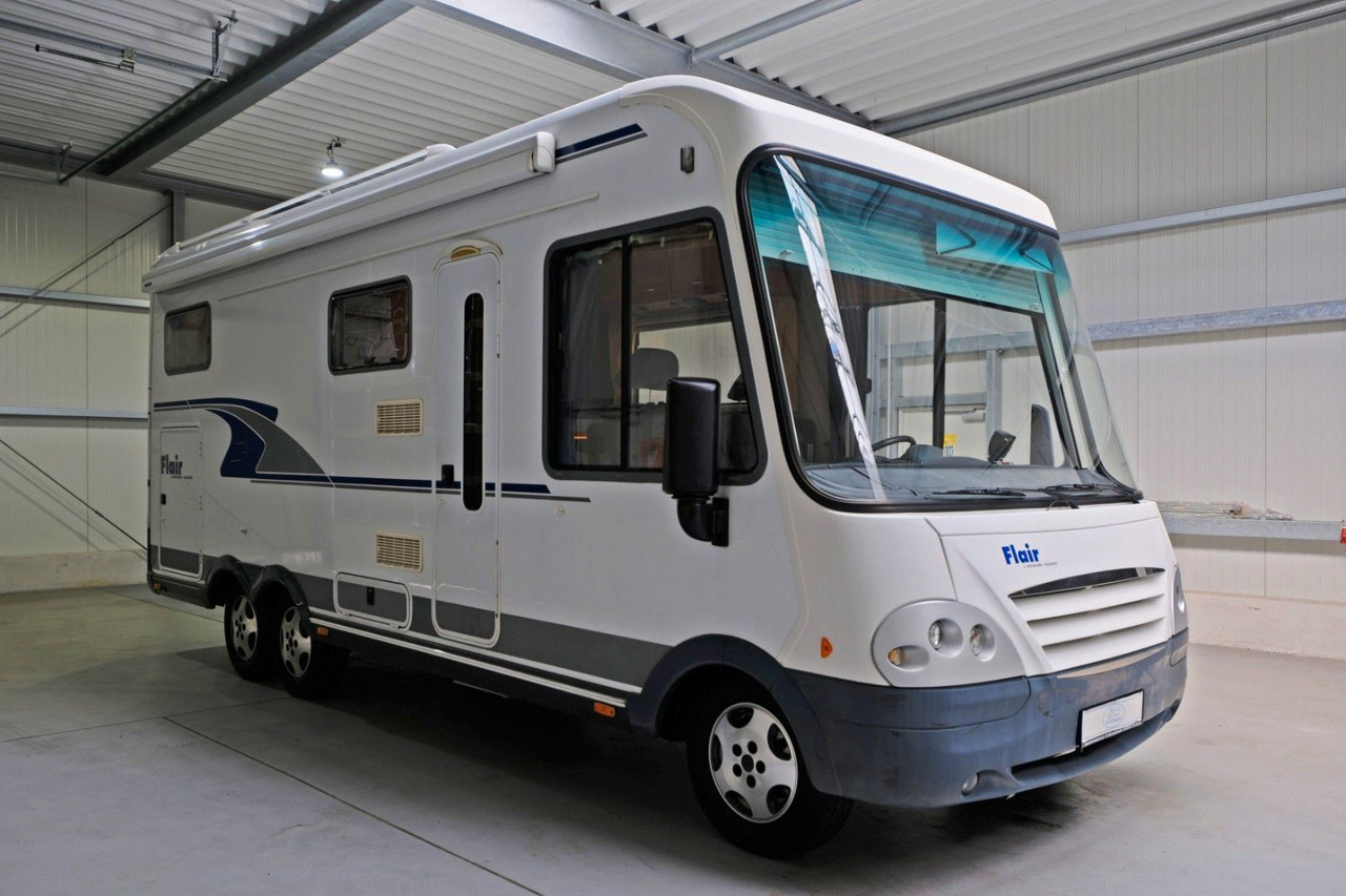 Niesmann + Bischoff Flair I 6700TA/Festbett+Hubbett/Klima/Garage - Integriertes Wohnmobil: das Bild 1 Niesmann + Bischoff Flair I 6700TA/Festbett+Hubbett/Klima/Garage - Integriertes Wohnmobil: das Bild 1