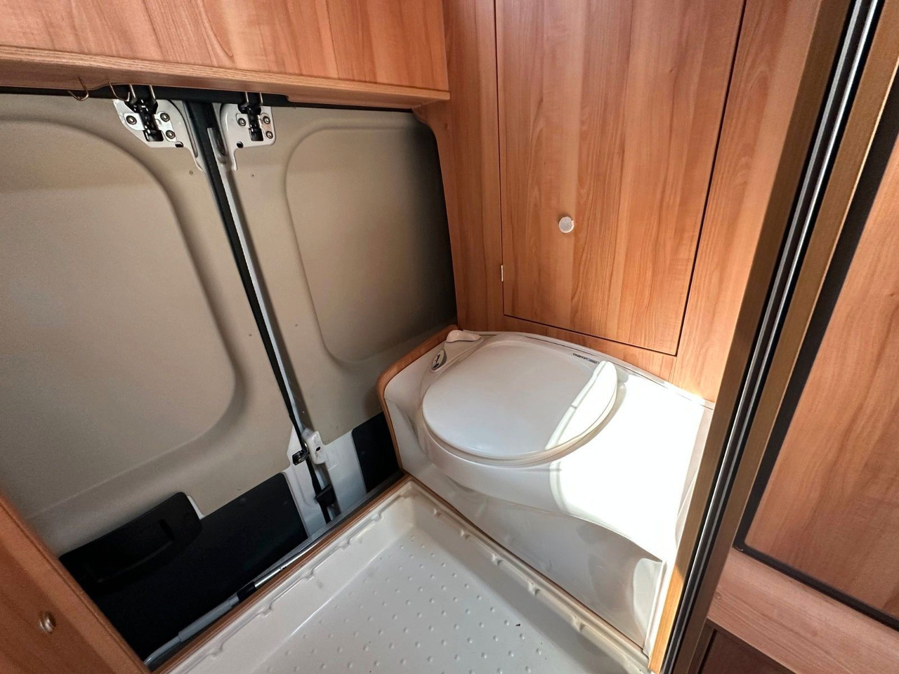 Camper Van Pössl Vario 499/Hubbett/Klima/Markise/Finanzierung: das Bild 21